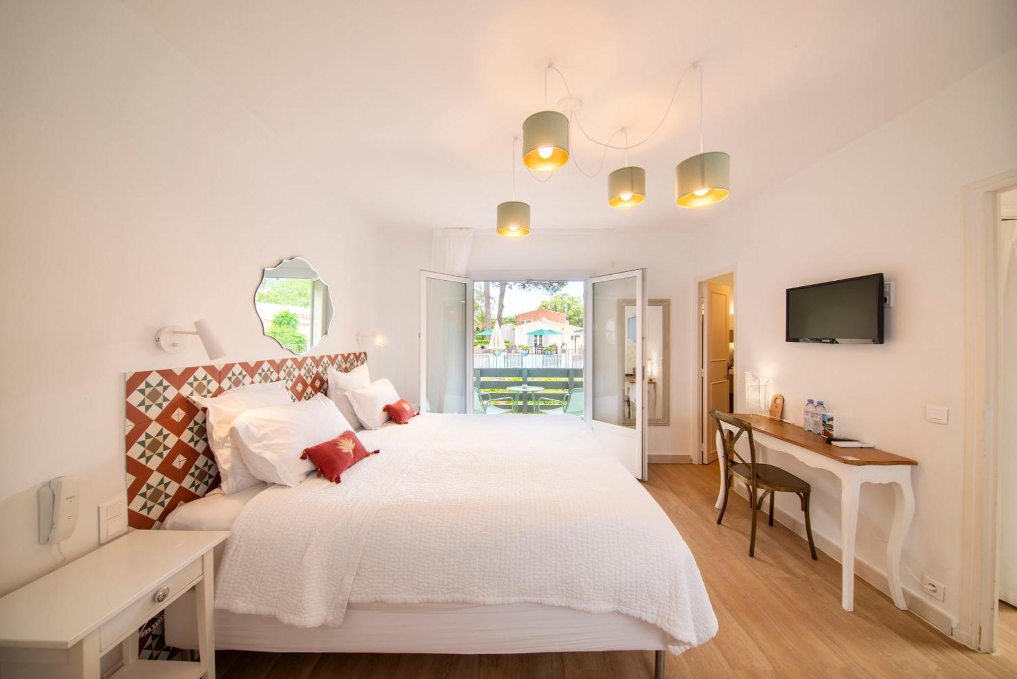 Les Capucines Saint Tropez 4*